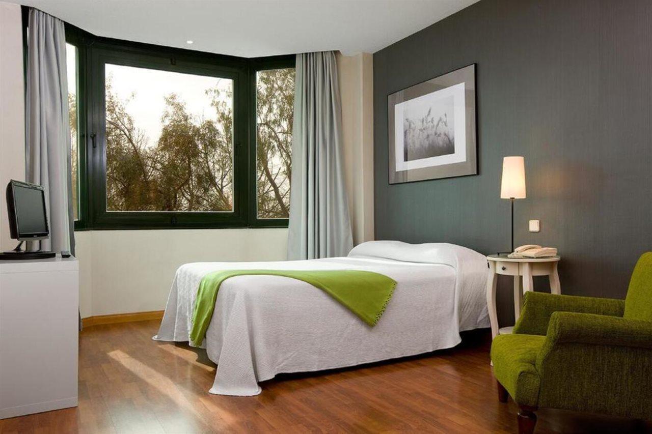 Apartamentos Th Las Rozas Buitenkant foto