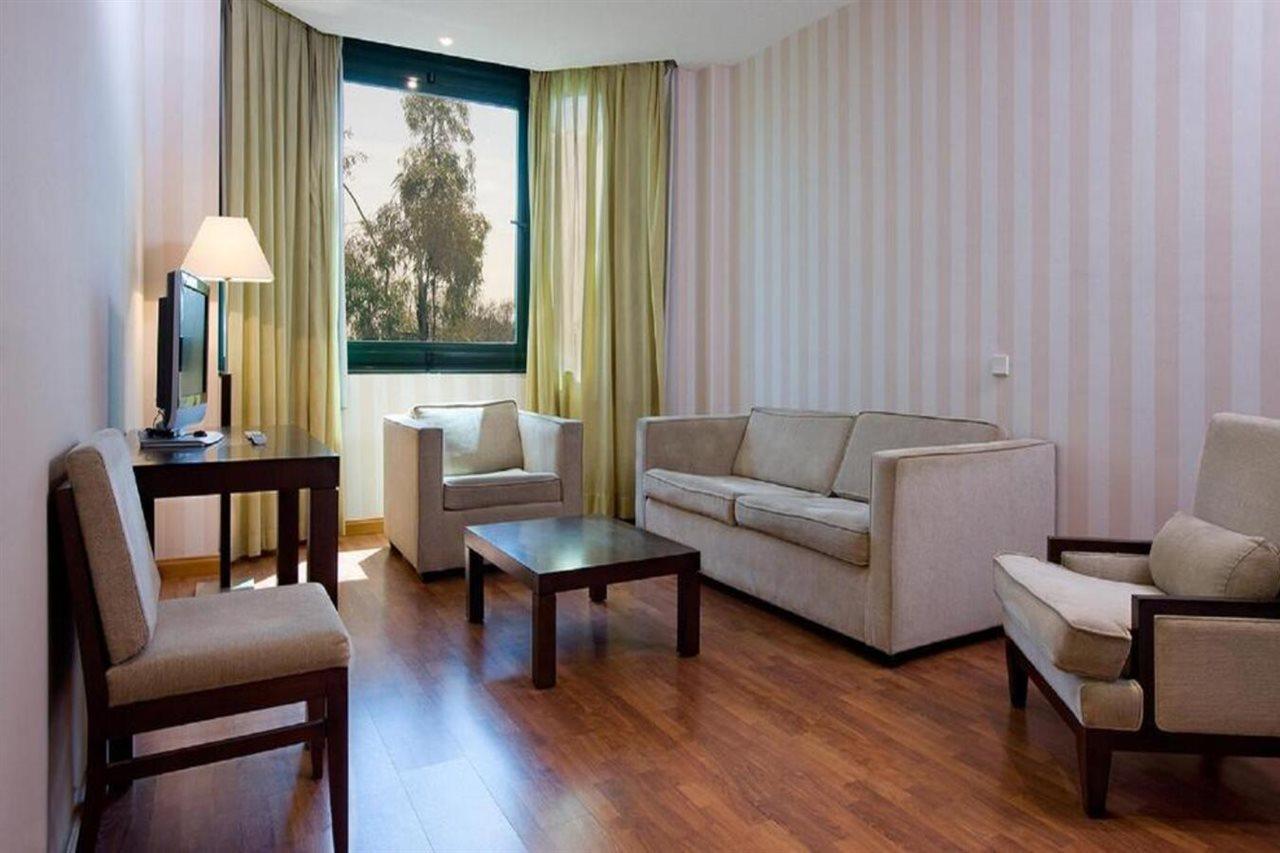 Apartamentos Th Las Rozas Buitenkant foto