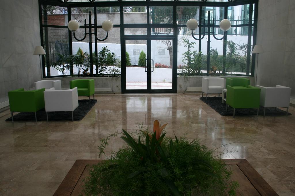 Apartamentos Th Las Rozas Buitenkant foto